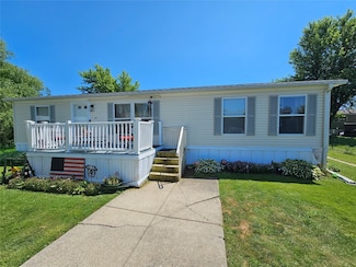 5321 Loomis St Unit 12, North East, PA 16428