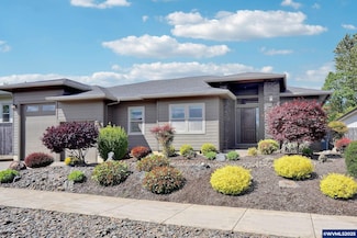 2063 Grace Ave NW, Albany, OR 97321