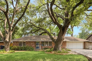 8721 Greiner Dr, Houston, TX 77080