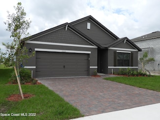 2034 Capital Dr SE, Palm Bay, FL 32909