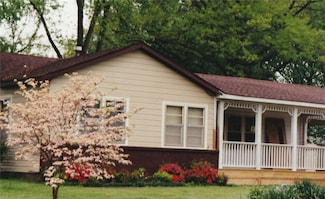 612 S Oak Hill St, Siloam Springs, AR 72761