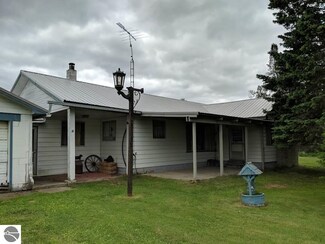 1694 E Rose City Rd, Rose City, MI 48654