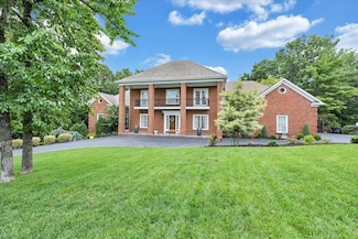 5325 Fox Ridge Rd, Roanoke, VA 24018