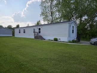 6073 Mohawk Dr, Fort Gratiot Township, MI 48059