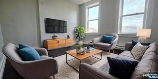 898 Main Ave Unit 2A, Passaic, NJ 07055