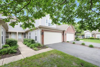 876 Dandridge Ct, Elgin, IL 60120