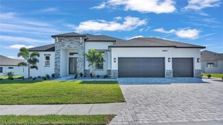 6950 Bentridge Dr, Lakeland, FL 33813