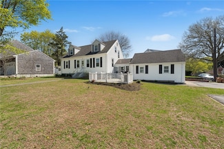 31 Walter St, Barrington, RI 02806