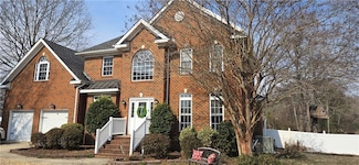1137 Driver Pointe Ct, Suffolk, VA 23435