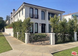 1113 Amherst Ave, Los Angeles, CA 90049