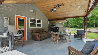 530 Glasgow Branch Rd, Hartsville, TN 37074