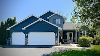 6609 210th Ln N, Forest Lake, MN 55025