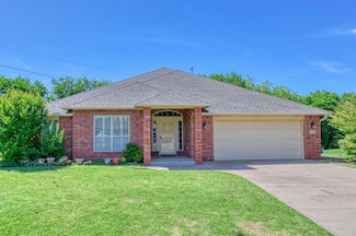 300 Treyton Place, Noble, OK 73068