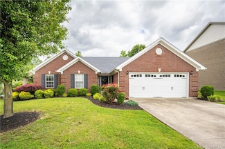 7006 Plum Creek Dr, Sellersburg, IN 47172