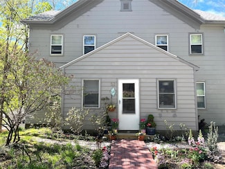 52 Church St, Hudson, NY 12534