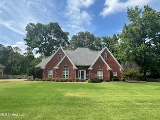 2610 Dickens Place Dr, Southaven, MS 38671