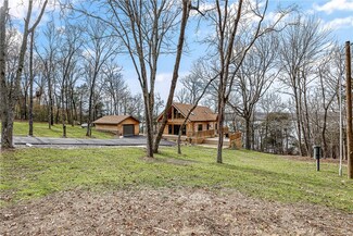 9309 Larue Rd, Rogers, AR 72756
