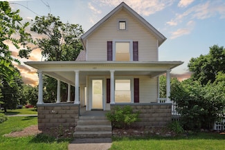 402 Ann Arbor St, Manchester, MI 48158