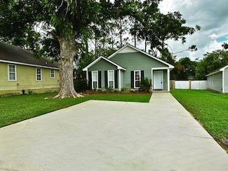 2761 Tyndall Dr, Valdosta, GA 31602