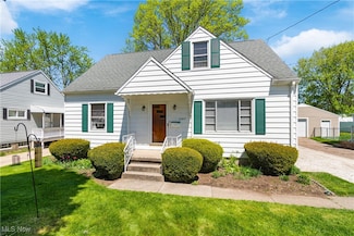 3707 Orchard St, Mogadore, OH 44260