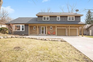 2636 Golfridge Dr SE, Grand Rapids, MI 49546