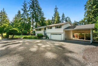 9210 31st St E, Edgewood, WA 98371