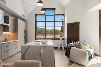 36 Beach Club Dr Unit 606, Stateline, NV 89449