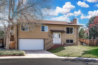2250 S Zang Ct, Lakewood, CO 80228