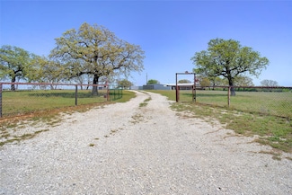 565 County Road 1346, Chico, TX 76431