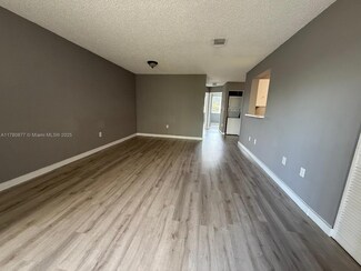 15741 SW 137th Ave Unit 204, Miami, FL 33177