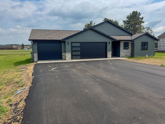 14950 Weston Cir, Little Falls, MN 56345
