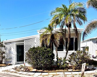 68 4th Ave, Venice, FL 34292