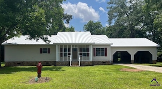 571 Duncan Ave, Unadilla, GA 31091