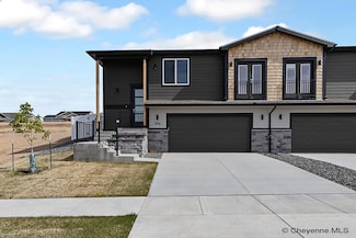 5106 Sullivan St, Cheyenne, WY 82009