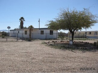 13180 S Shore Pkwy, Topock/Golden Shores, AZ 86436