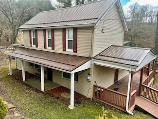14 Madison Dr, Moundsville, WV 26041