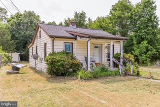 7712 Fordson Rd, Alexandria, VA 22306