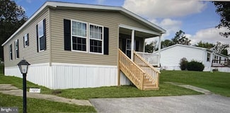 127 Rustic Dr, Shippensburg, PA 17257