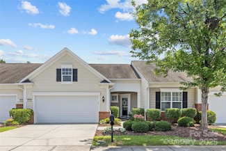 33124 Tanager Ct, Fort Mill, SC 29707