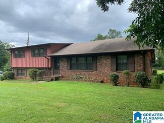 916 Pine Hill Rd, Birmingham, AL 35235
