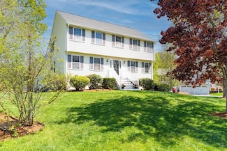 257 Mitchell g Dr, Tewksbury, MA 01876