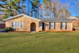 2918 Crosscreek Rd, Hephzibah, GA 30815