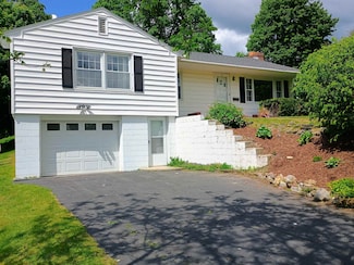 65 E Washington St, Rutland, VT 05701