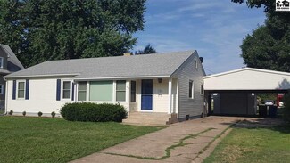 225 N Chestnut St, Lindsborg, KS 67456