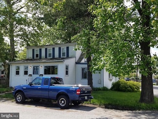 8410 Smallwood Ct, Pasadena, MD 21122