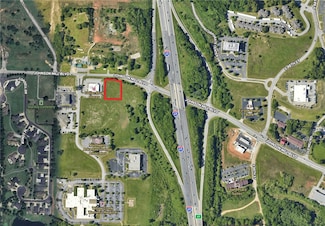 5201 Willow Creek Dr, Springdale, AR 72762