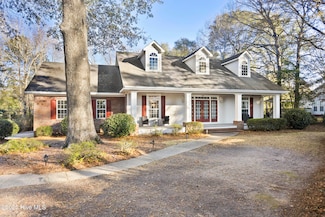 286 Gooseneck Rd E, Rocky Point, NC 28457