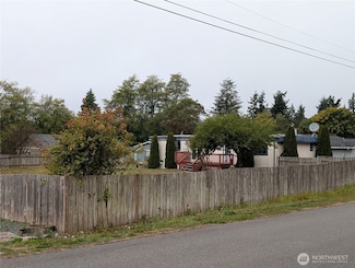 4357 Hunter Ln, Oak Harbor, WA 98277