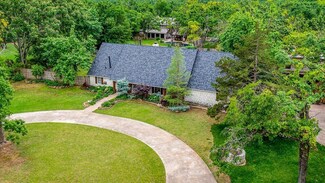 3412 Meadow View Rd, Edmond, OK 73013