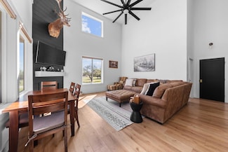 1800 Diamond Ridge Dr, Lampasas, TX 76550